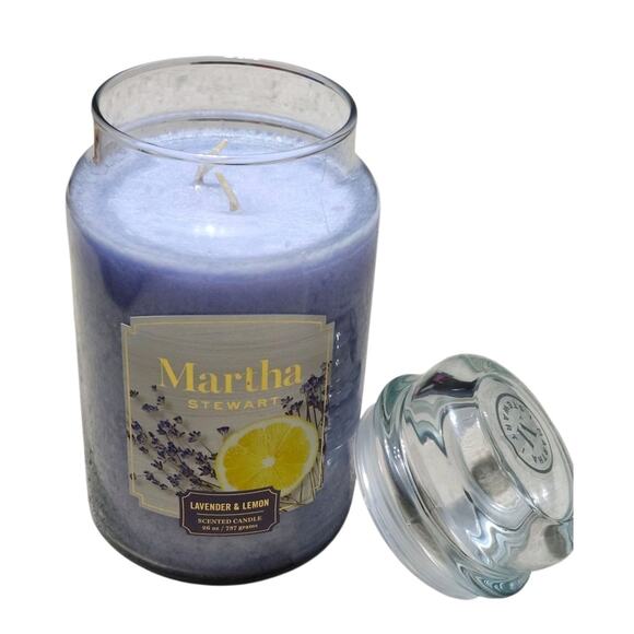 Martha Stewart "Lemon & Lavender" Large Jar Candle - Picture 2 of 3